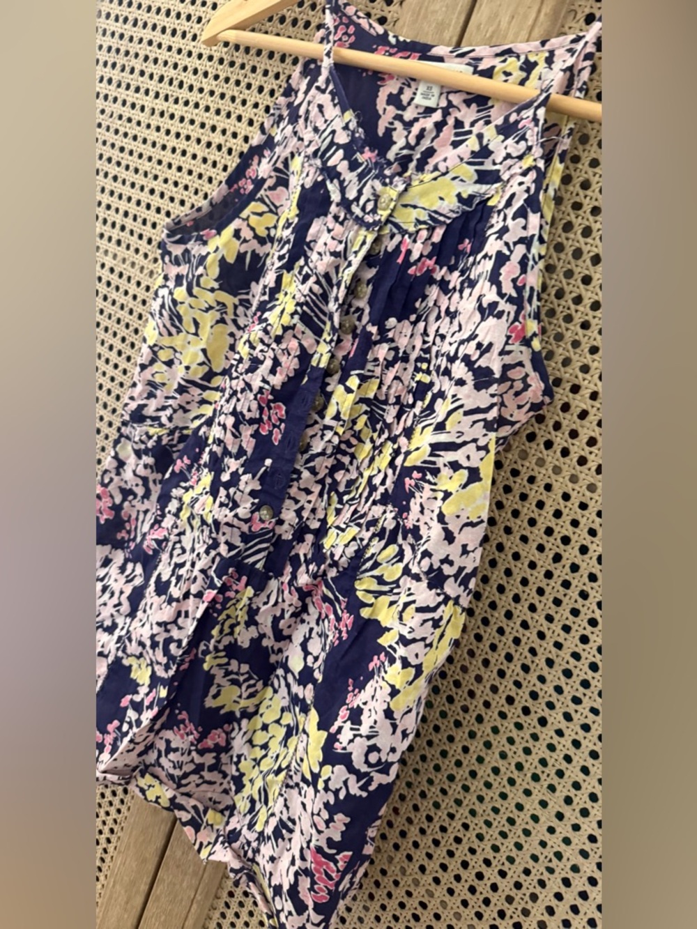 Banana Republic Navy Floral Sleeveless Button-Front Top- XS